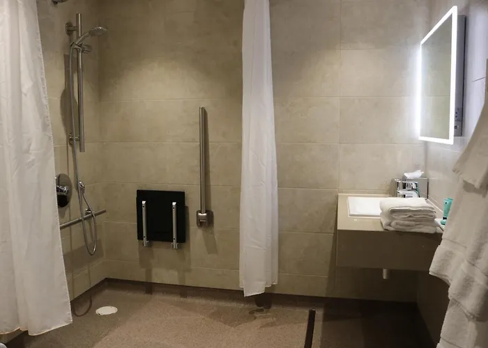 Burnley Hotels