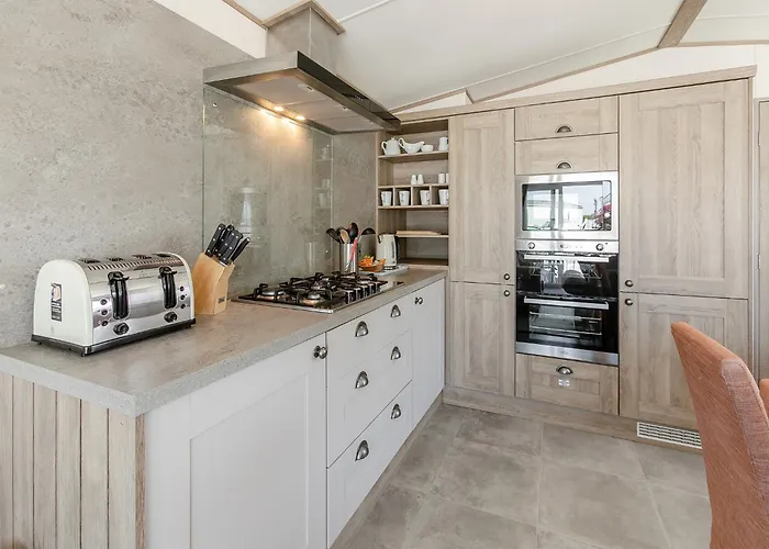 Looe Coastal Retreat Hotel