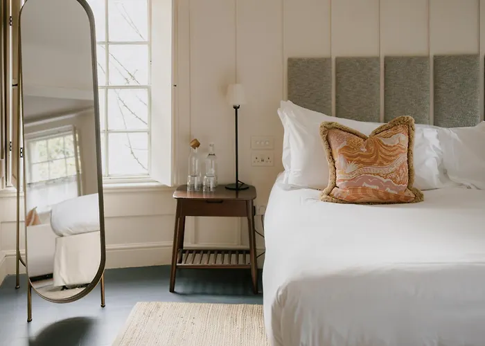 Boutique No 15 By Guesthouse, Bath
