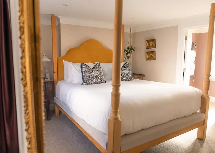 House Arundel Hotel