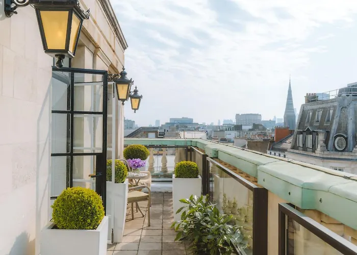 Boutique The Langham London Hotel