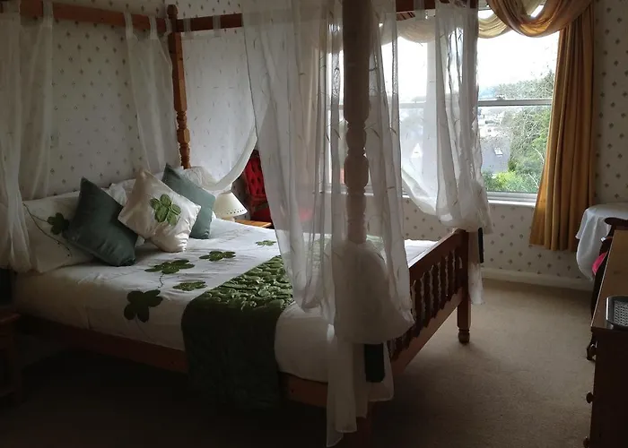 Hammonds Park Guest House Tenby