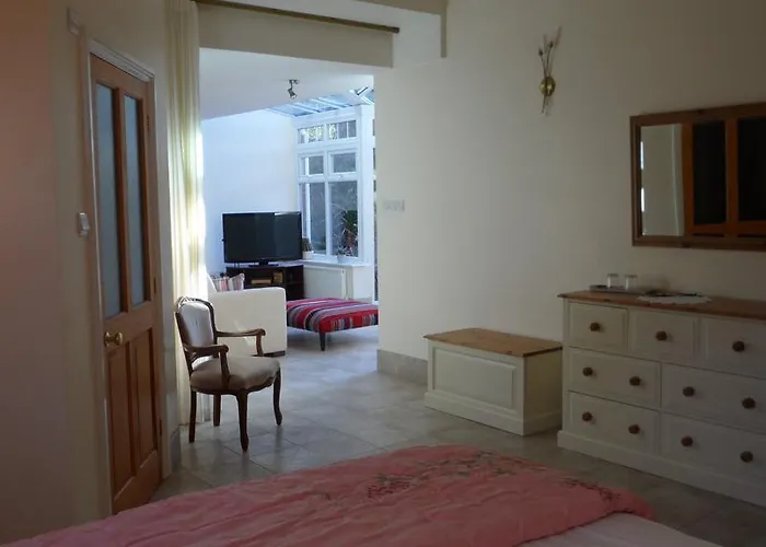 Strathmore Bed & Breakfast Dover