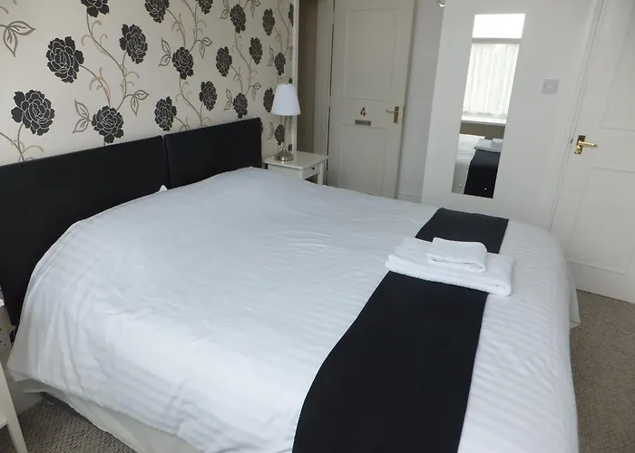 Grove Guest House Beeston 
