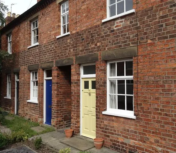 Villa 22 Mill Road Lincoln
