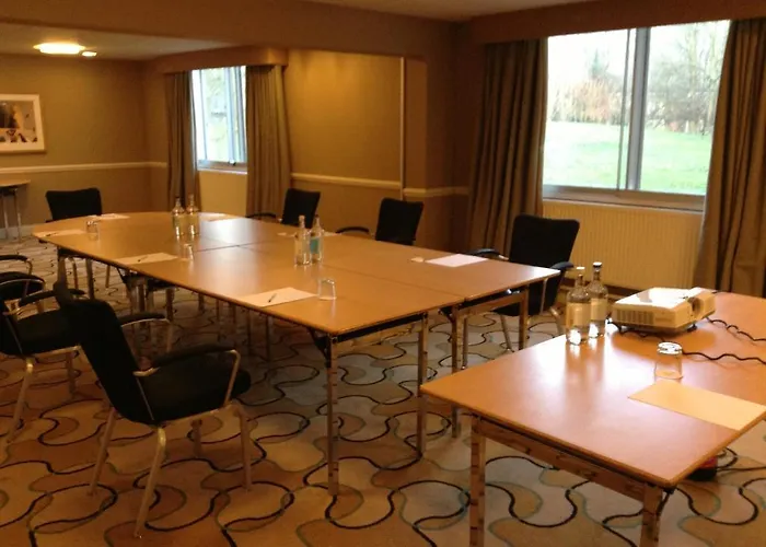 Hotel Madison Swindon