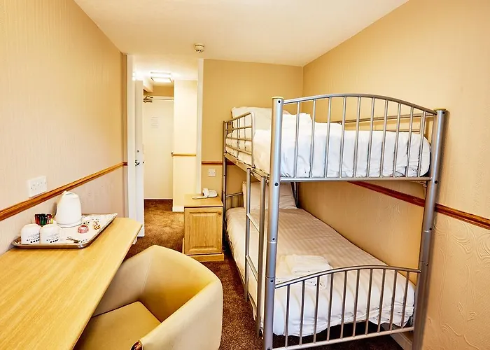 Dumbarton Hotels