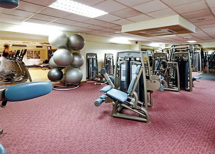 Mercure Swindon East Hotel And Spa