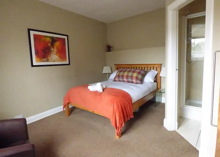 Rooms At Ravenous Beastie South Queensferry