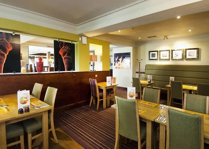 Premier Inn Leeds / Bradford Airport