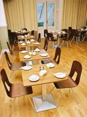 Kensington International Inn London