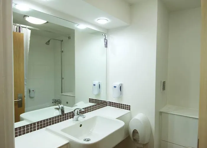 Premier Inn Thurrock East Grays