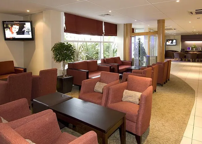 Premier Inn Manchester Airport Runger Lane South