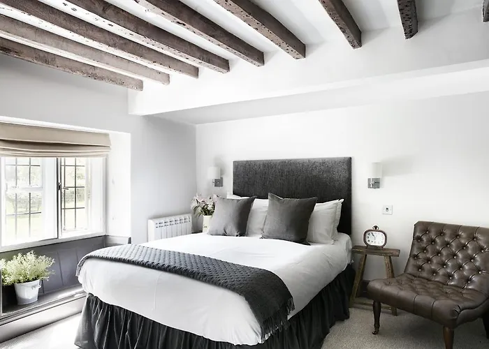 The Masons Arms Hotel Cirencester