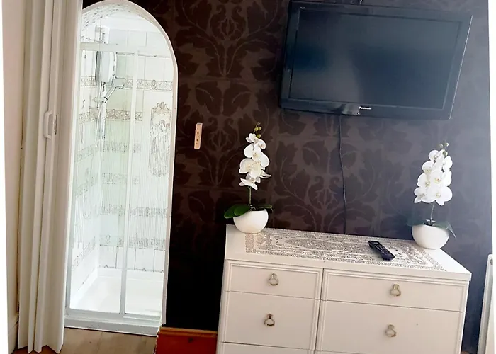 Amber Guesthouse Derby