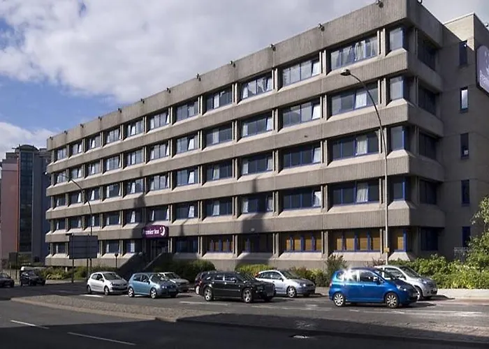 Premier Inn Aberdeen City Centre