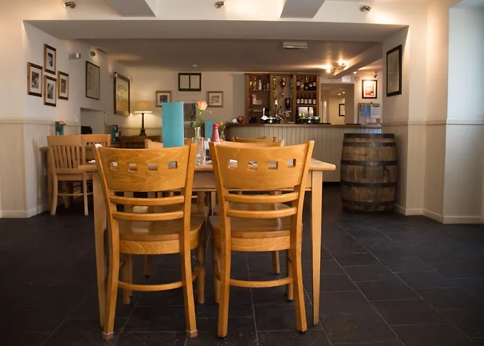 Bridgend (Islay) Hotels