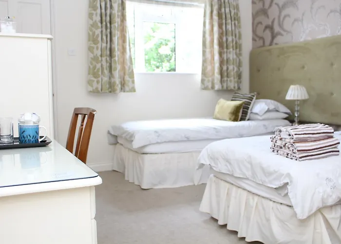 Laurels Guesthouse Witney