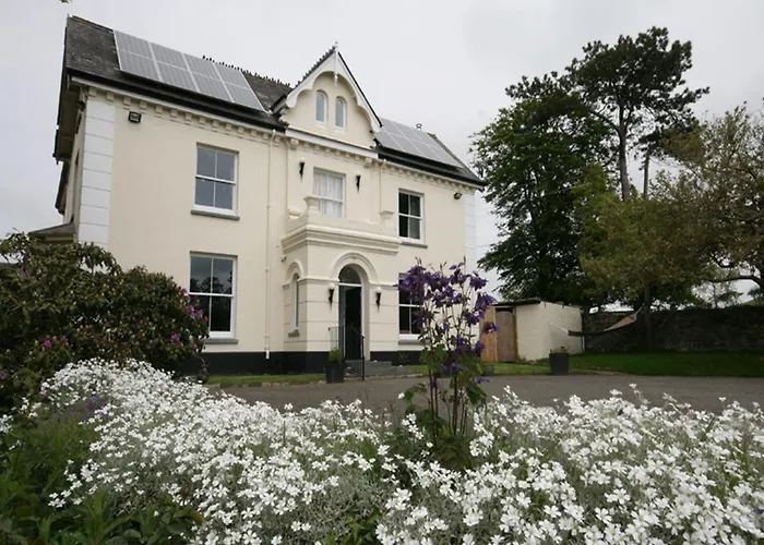 Caemorgan Mansion Hotel Cardigan