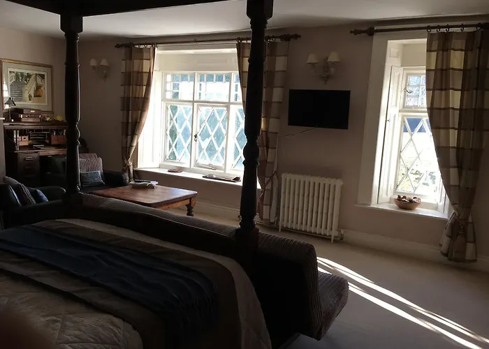 The Clytha Arms Hotel Abergavenny
