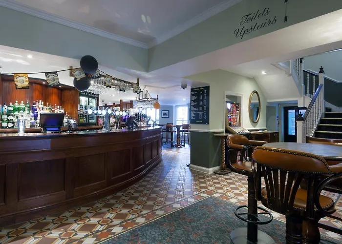 The Greyhound Wetherspoon Hotel Bridport