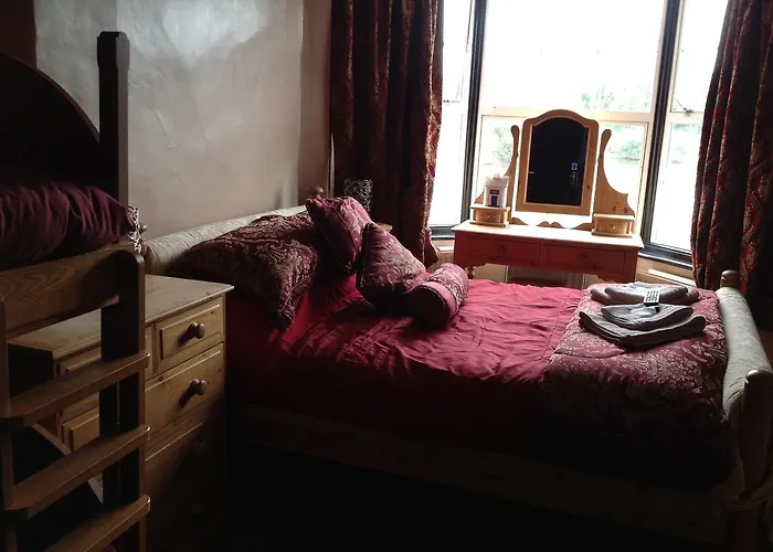 Lower Lode Inn Tewkesbury