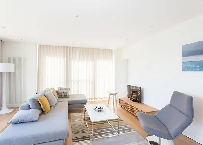 Cloud 9 - Quartermile Apartments Edinburgh