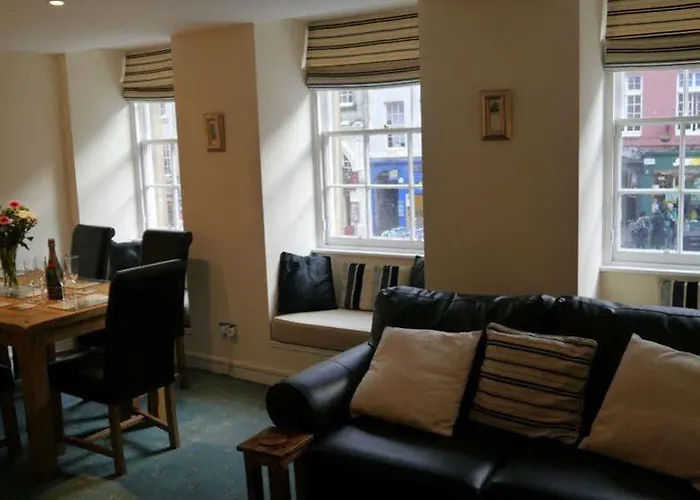 Royal Mile Apartments Edimburgo