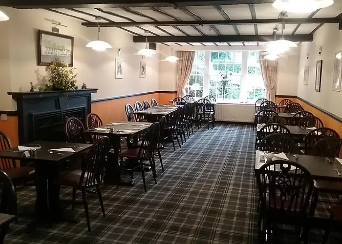 Canonbie Hotels