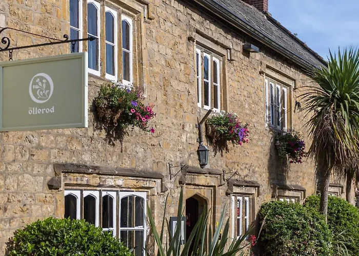 Beaminster Hotels