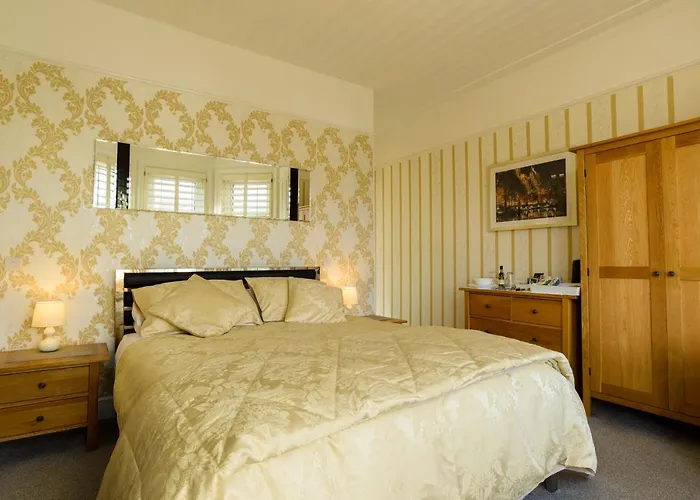 Crossroads Hotel Bornemouth