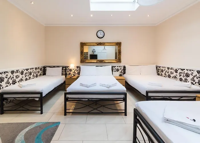 Royal London Hotel By Saba