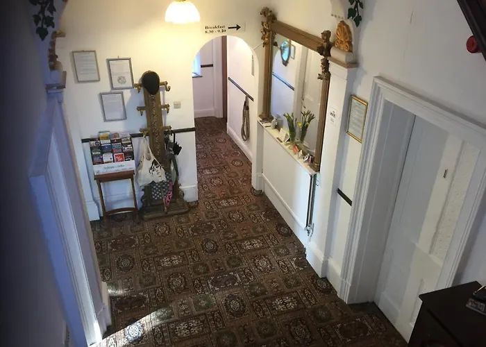 Holly Lodge York