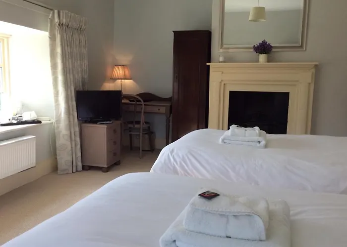 Castle Farm House B&B Rockingham