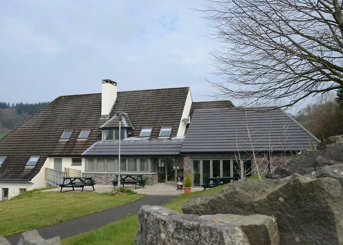 Neuadd Henllan Lodge Builth Wells