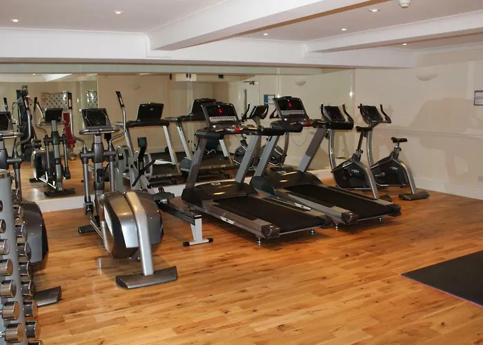 Elstree Hotels