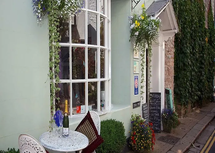 Anzac Street Bistro Bed & Breakfast Dartmouth