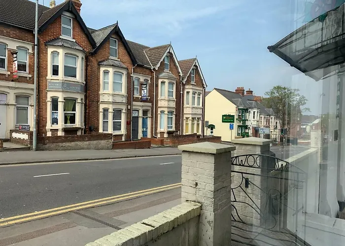 Swandown Hotel Swindon