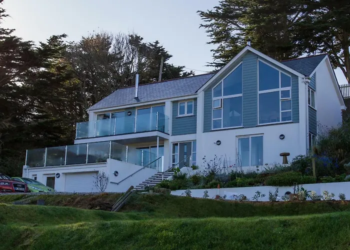 Holywell Bay B & B Falmouth