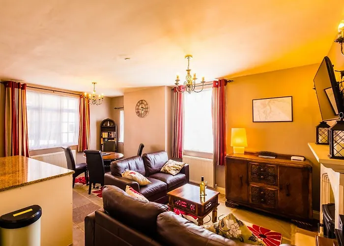 The Corner House Villa Whitby