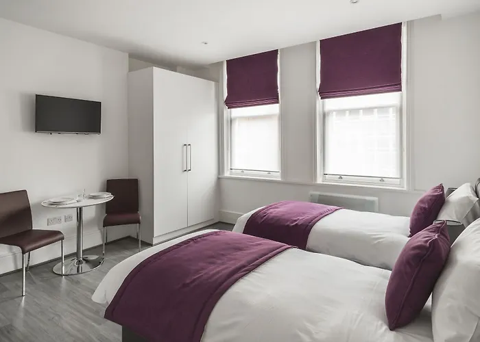 Smart Stay Swiss Cottage London