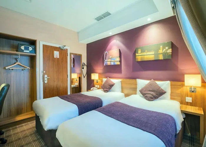 London hotels near Tower of London