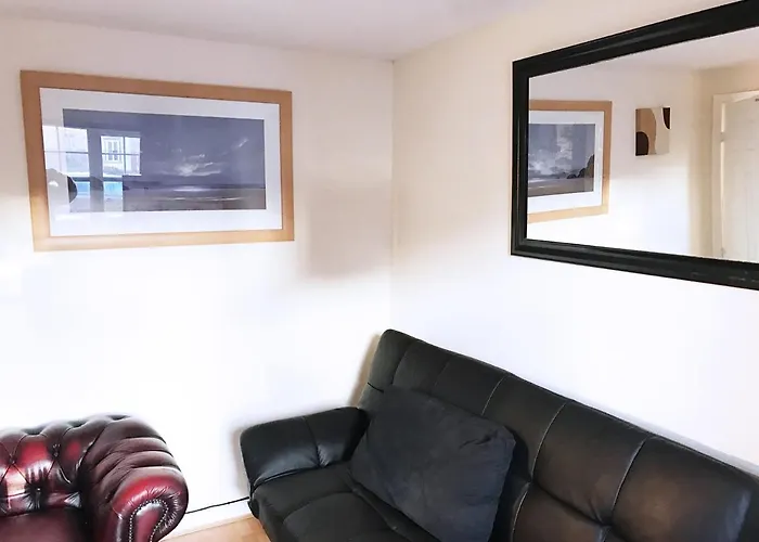 My-Places Abbotsfield Court Townhouse 4 Manchester