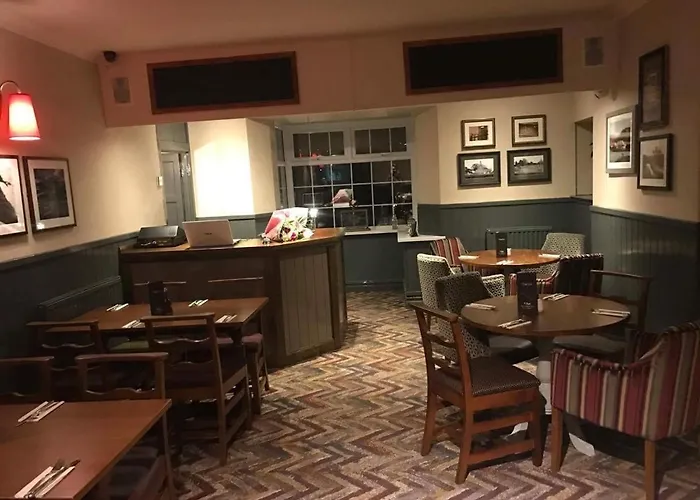 Ynyscedwyn Arms Hotel Swansea